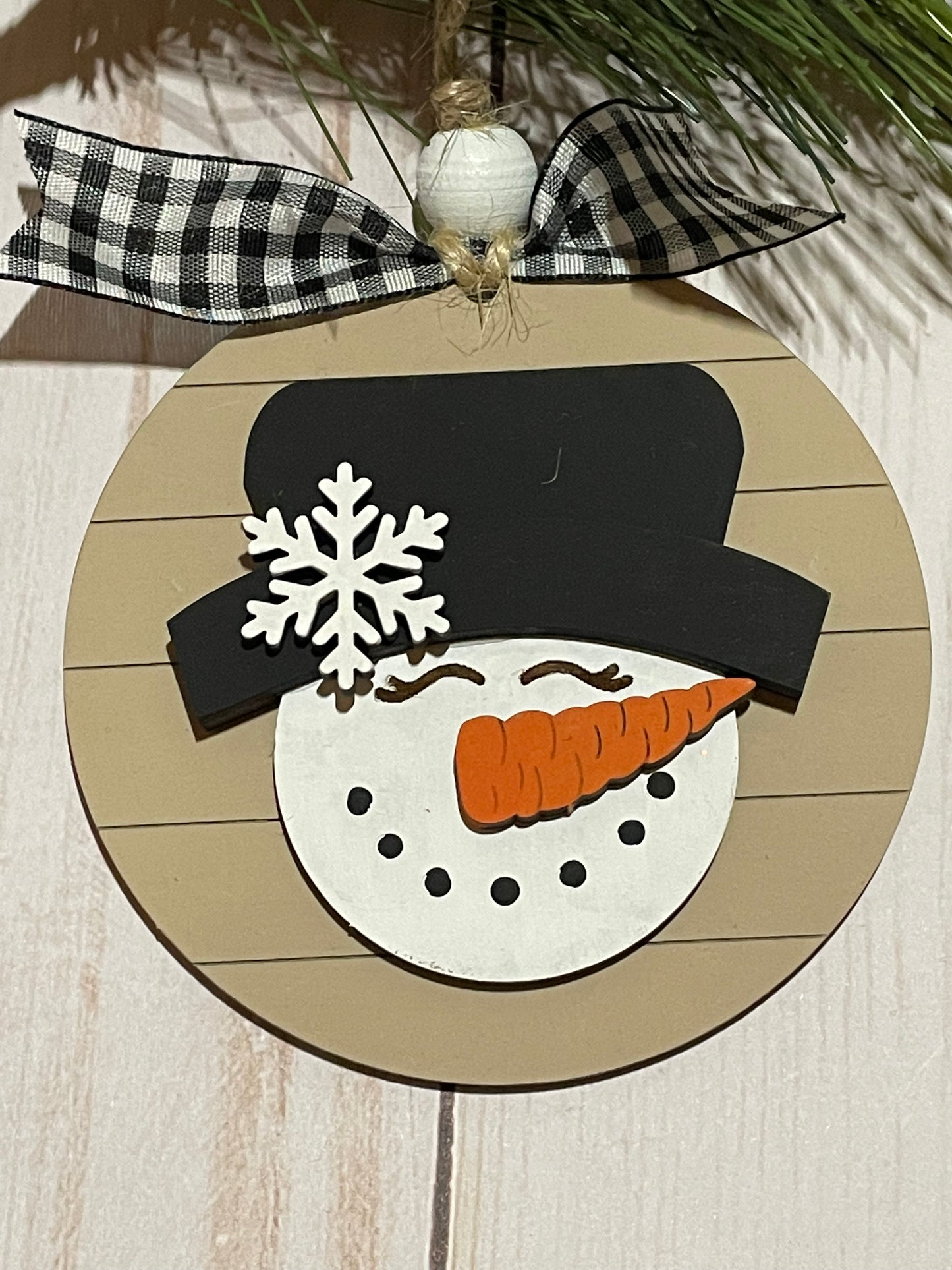 Small DIY Christmas Ornaments