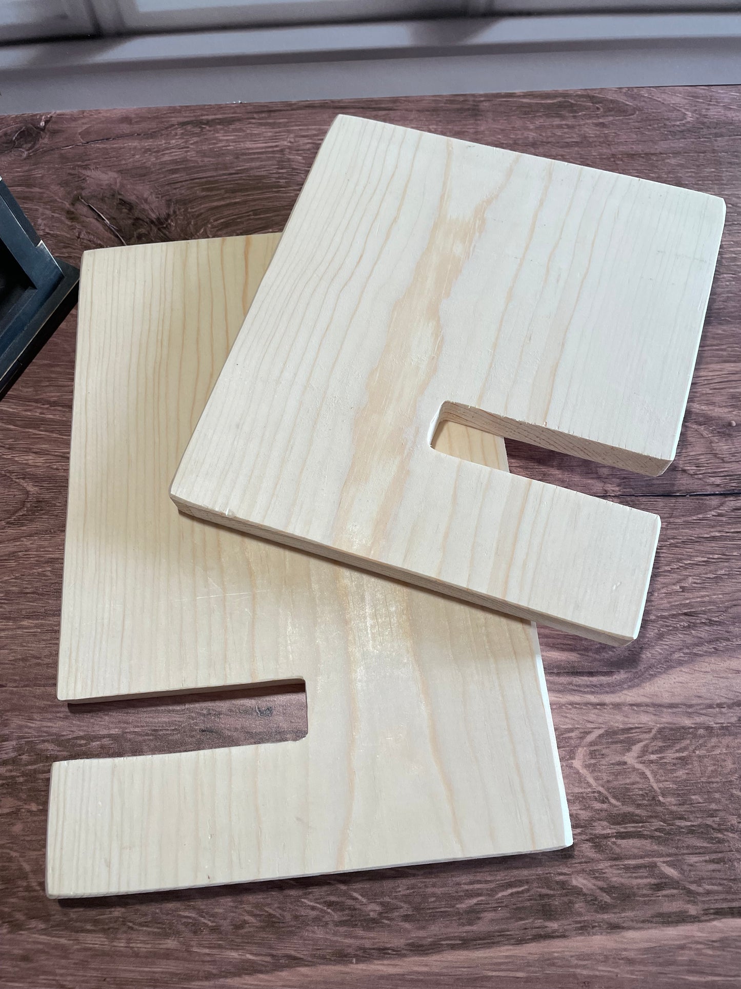 DIY Unfinished Solid Pine Tablet Holder
